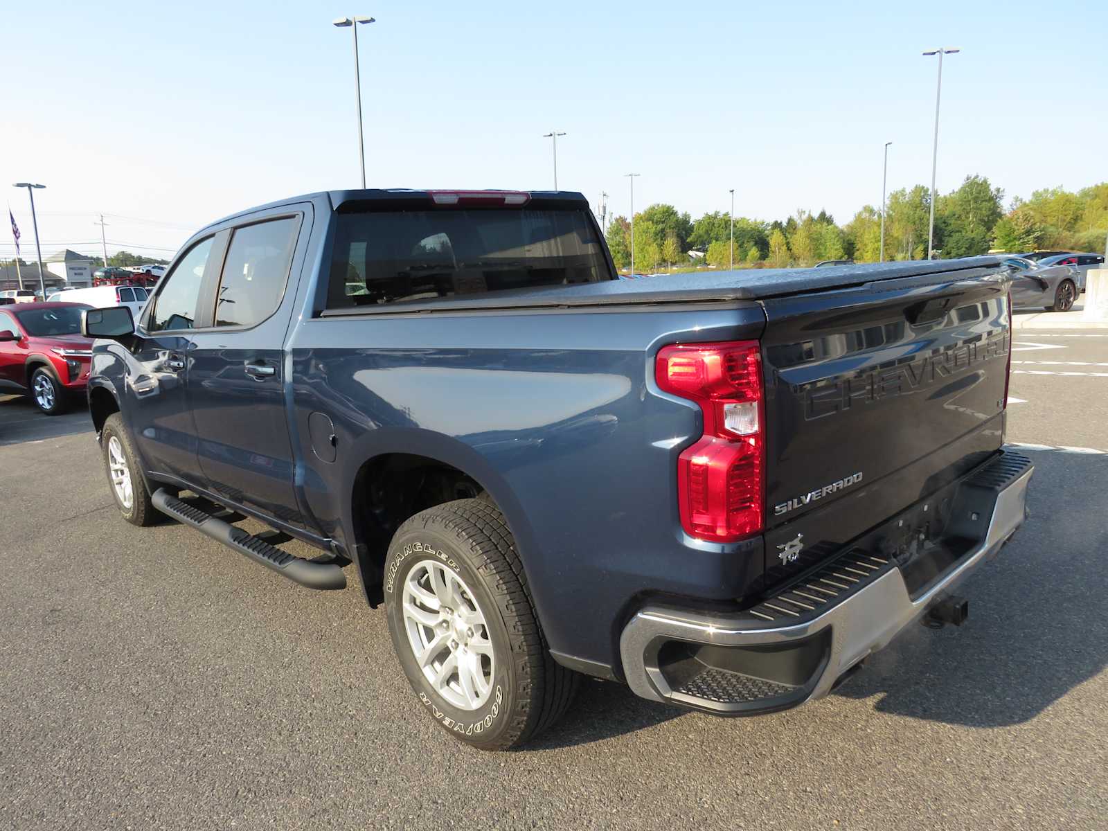 2021 Chevrolet Silverado 1500 LT 4WD Crew Cab 147 9