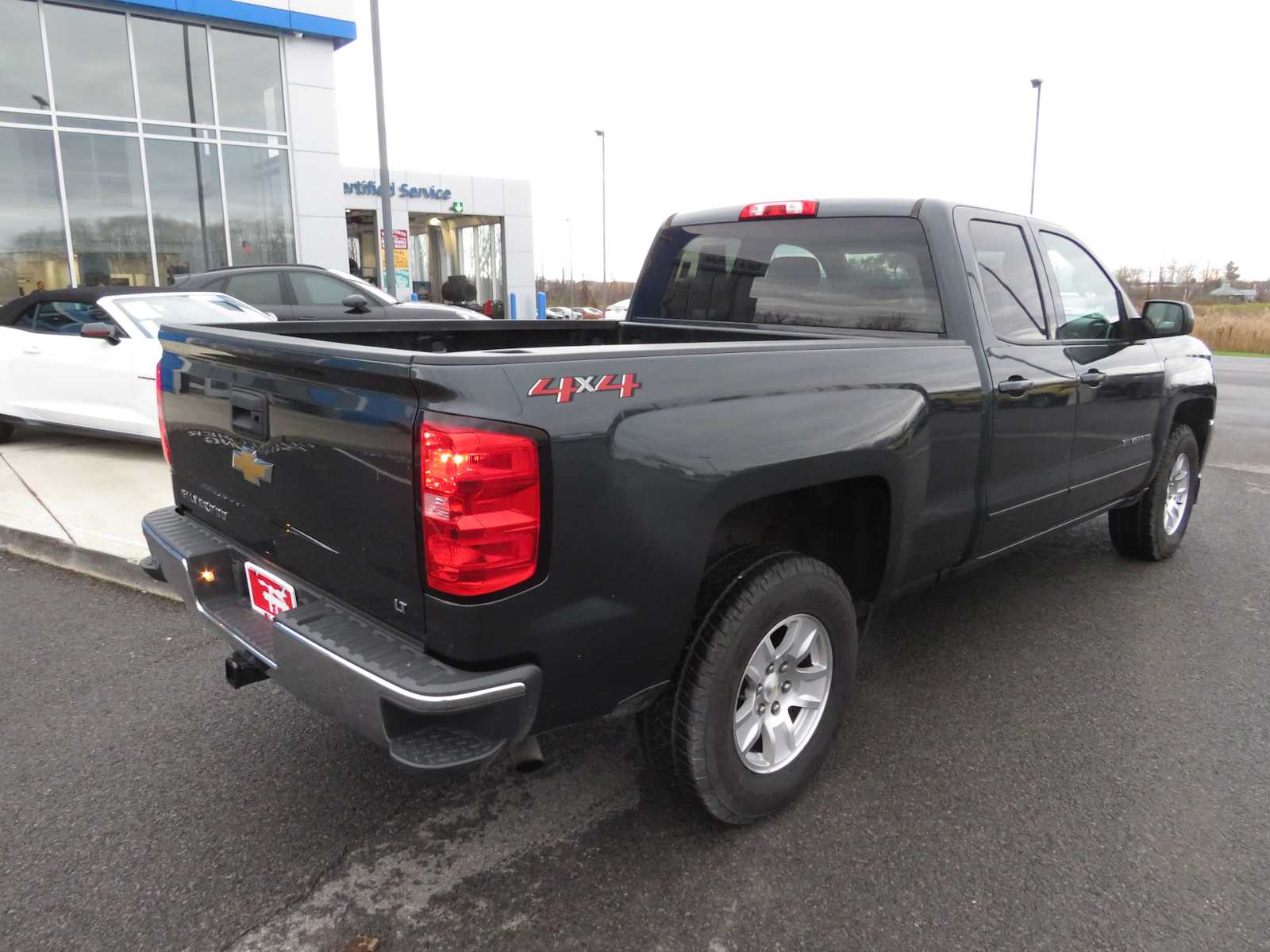 2018 Chevrolet Silverado 1500 LT 4WD Double Cab 143.5 3