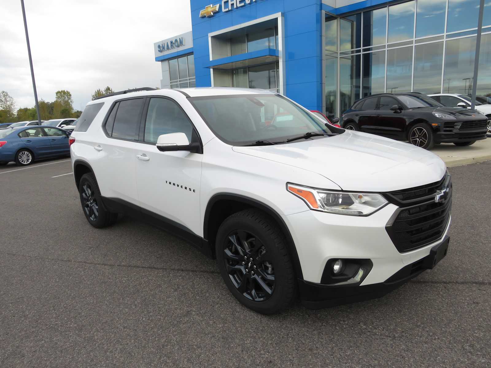 2021 Chevrolet Traverse RS 2