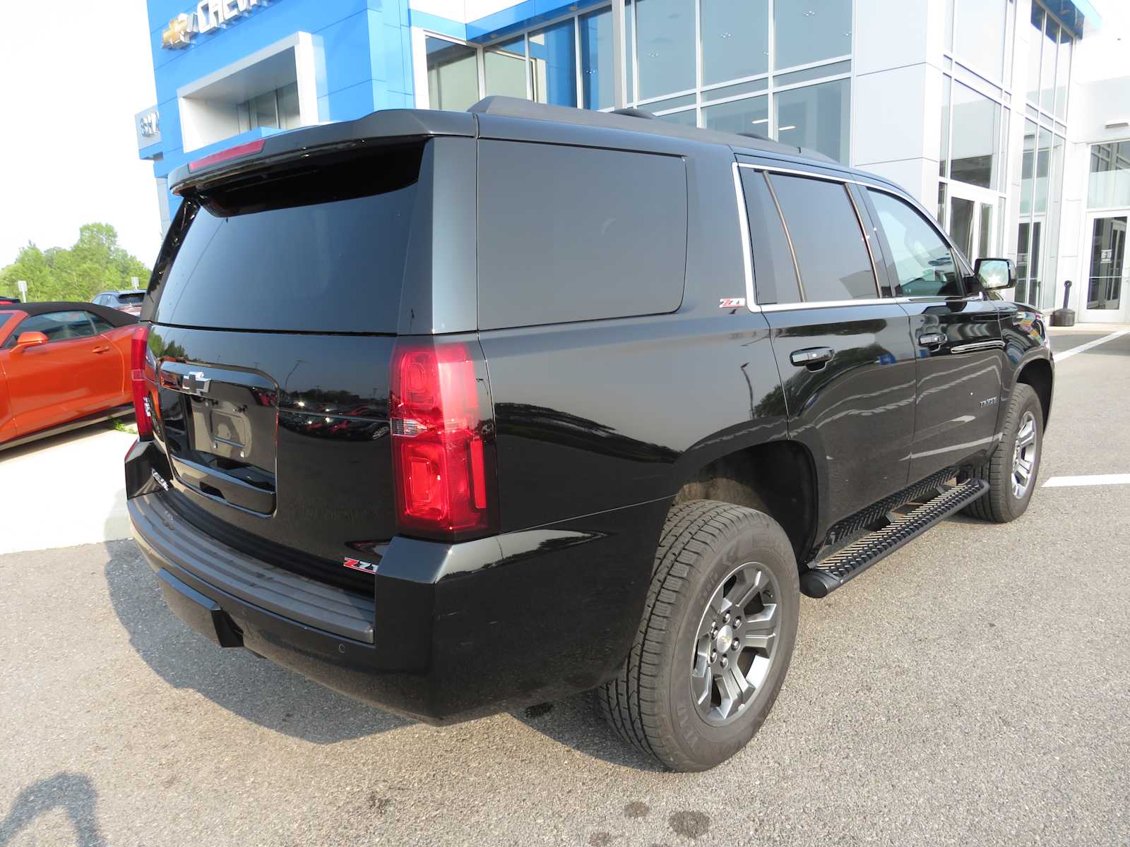 2019 Chevrolet Tahoe LT 3