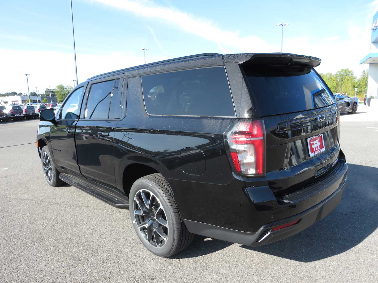 2024 Chevrolet Suburban RST 9