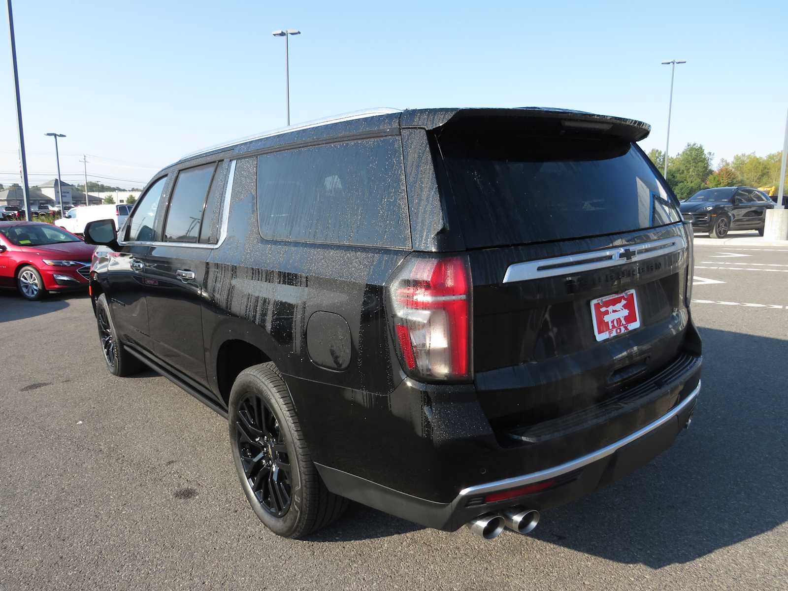 2024 Chevrolet Suburban High Country 8