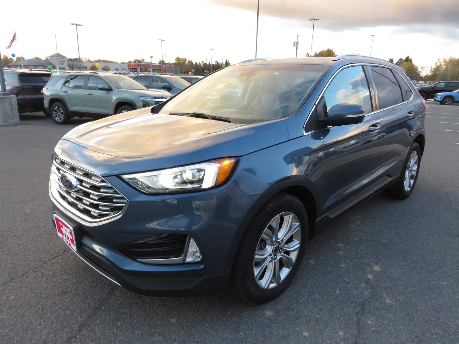 2019 Ford Edge Titanium 6