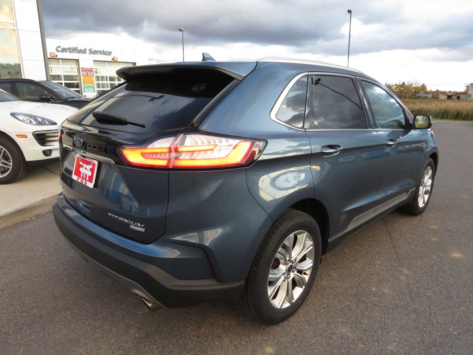 2019 Ford Edge Titanium 3