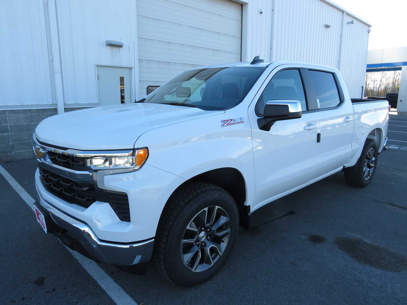 2025 Chevrolet Silverado 1500 LT 4WD Crew Cab 147 7