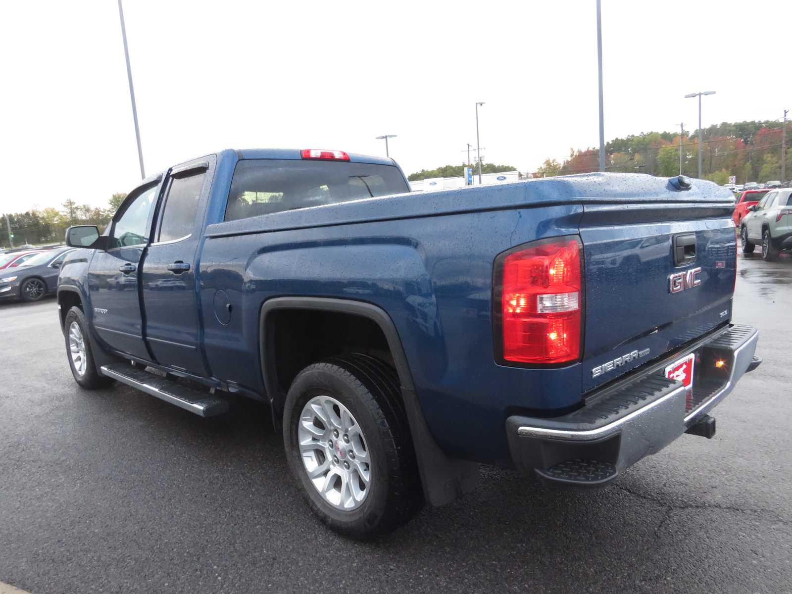 2019 GMC Sierra 1500 Limited SLE 4WD Double Cab 5