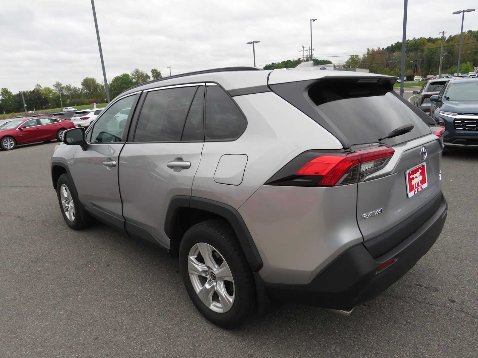 2021 Toyota RAV4 XLE 5