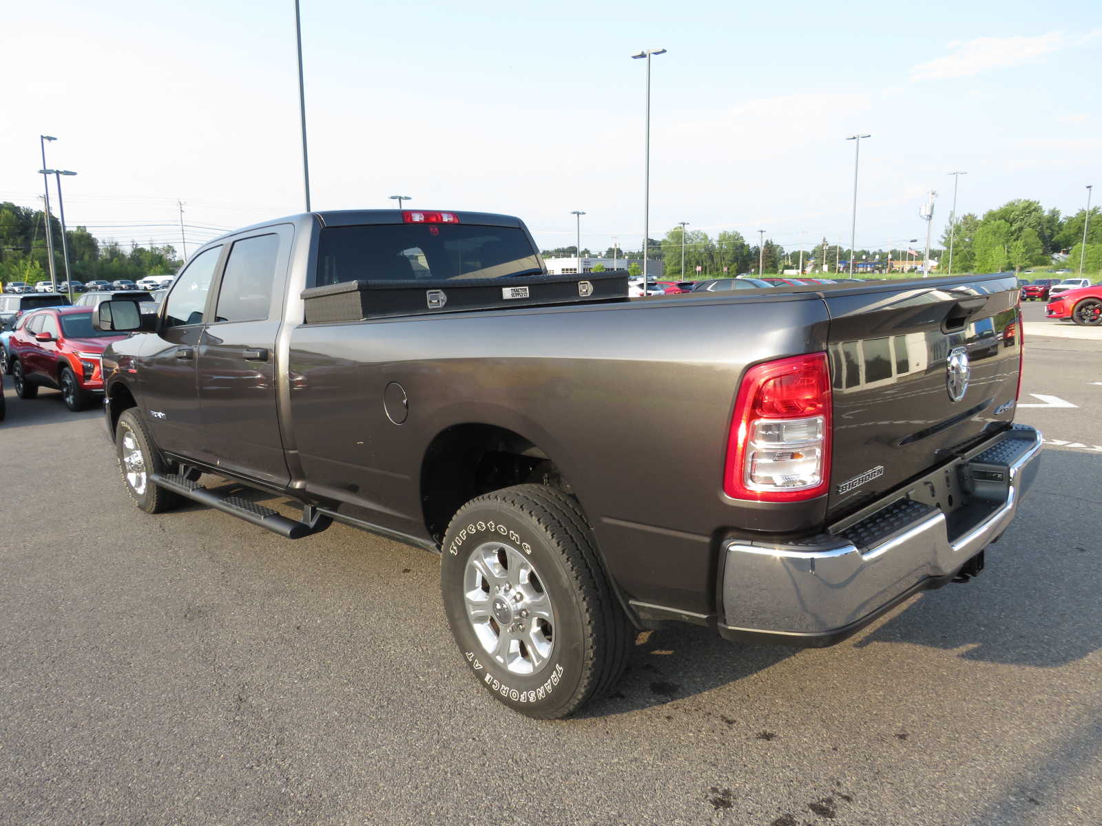 2022 Ram 3500 Big Horn 4x4 Crew Cab 8 Box 10