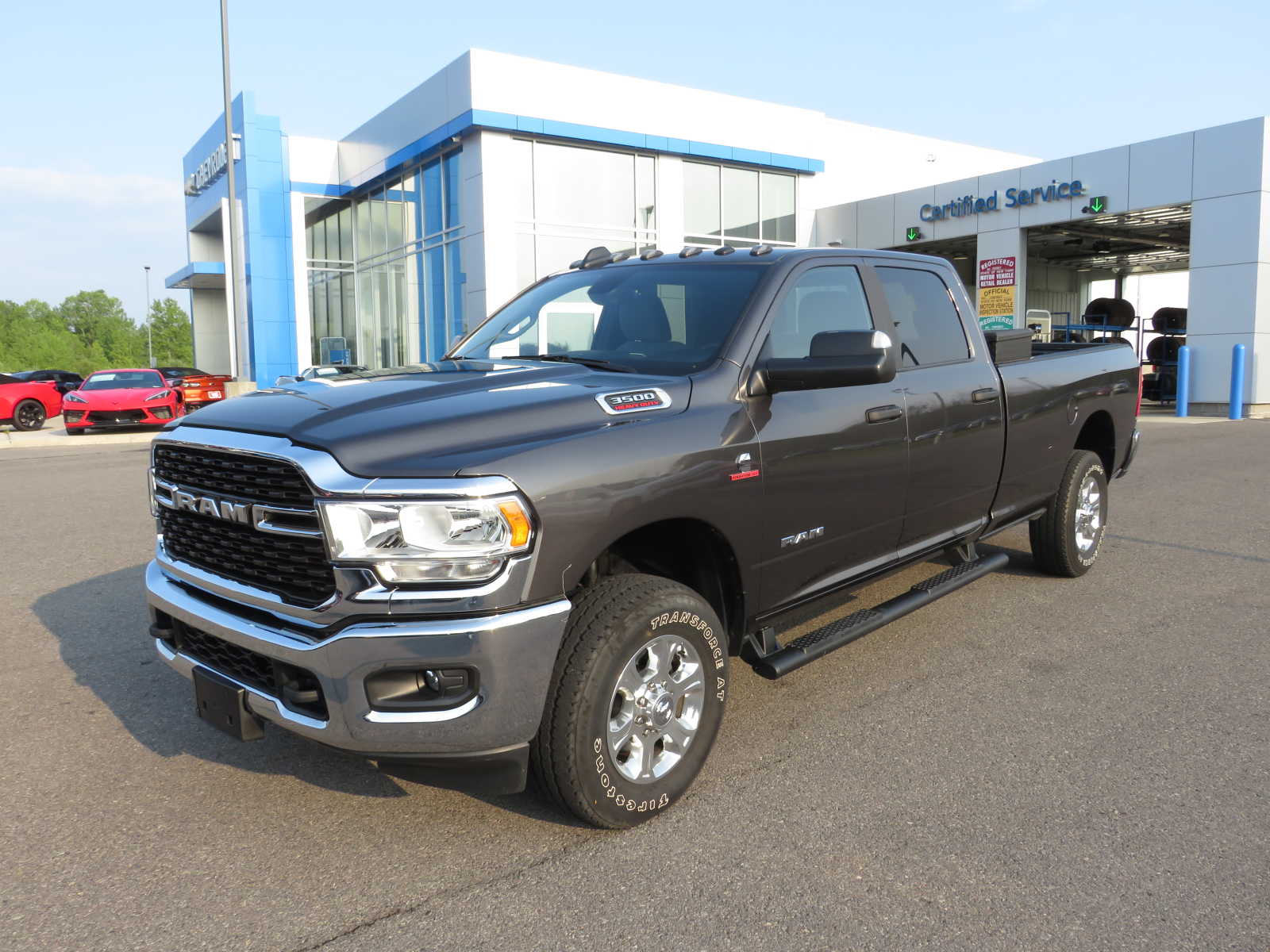 2022 Ram 3500 Big Horn 4x4 Crew Cab 8 Box 8