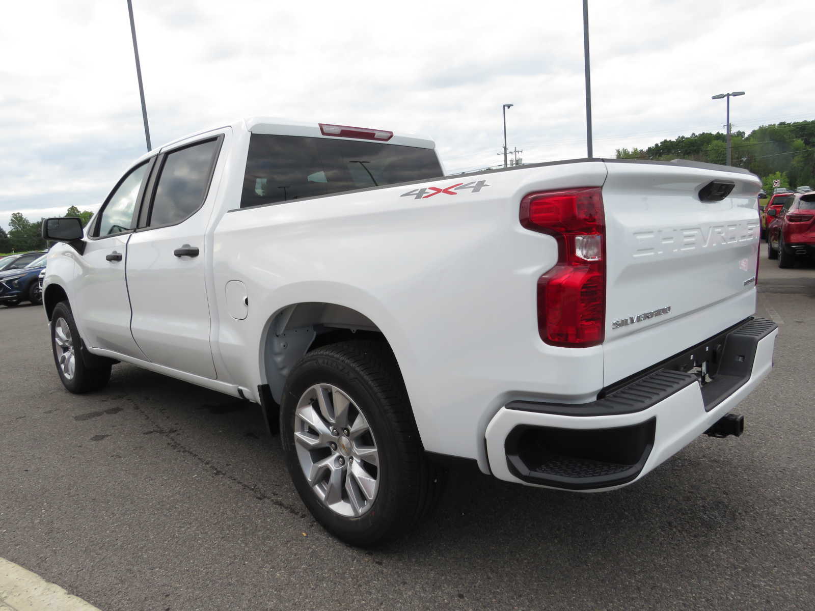 2024 Chevrolet Silverado 1500 Custom 4WD Crew Cab 147 5