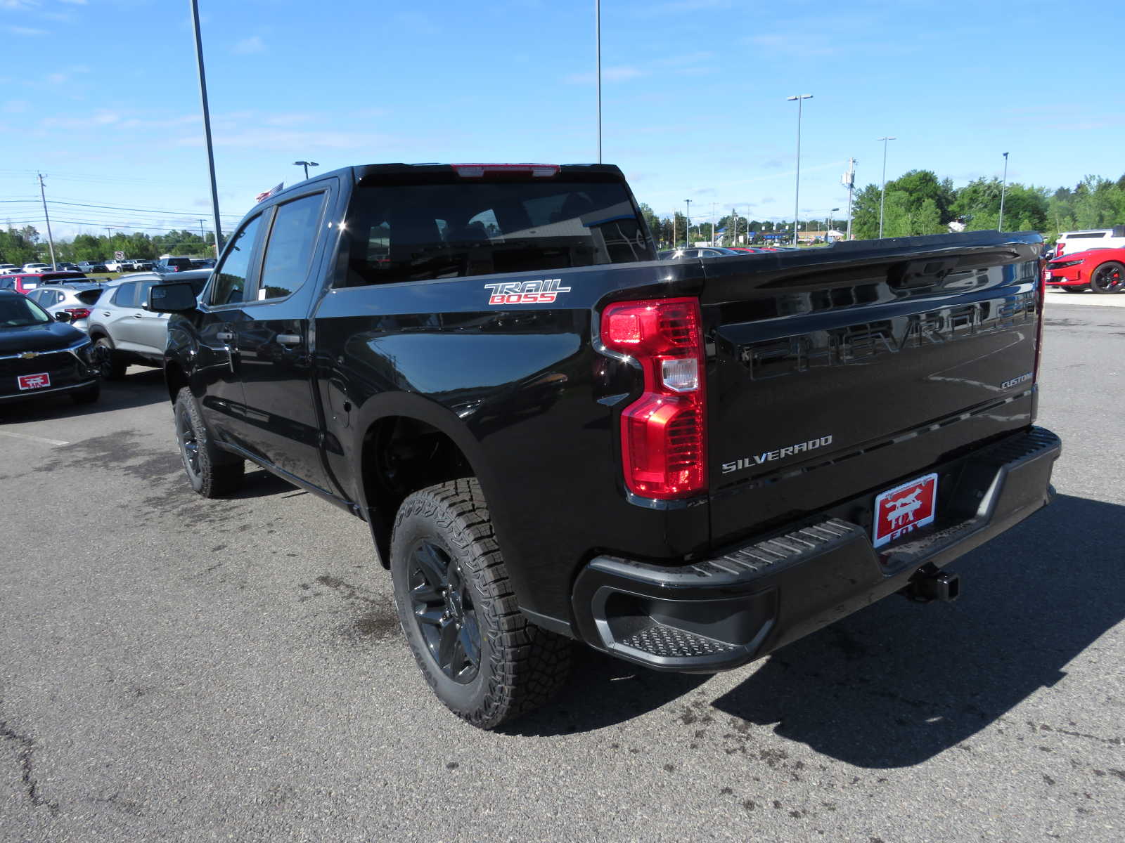 2024 Chevrolet Silverado 1500 Custom Trail Boss 4WD Crew Cab 147 10