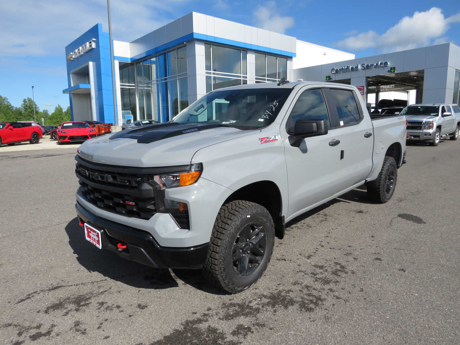 2024 Chevrolet Silverado 1500 Custom Trail Boss 4WD Crew Cab 147 7