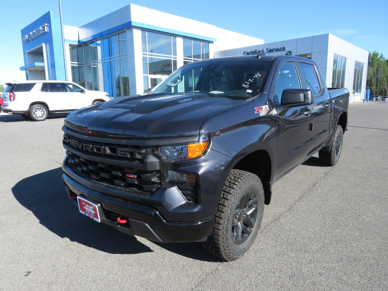 2024 Chevrolet Silverado 1500 Custom Trail Boss 4WD Crew Cab 147 9