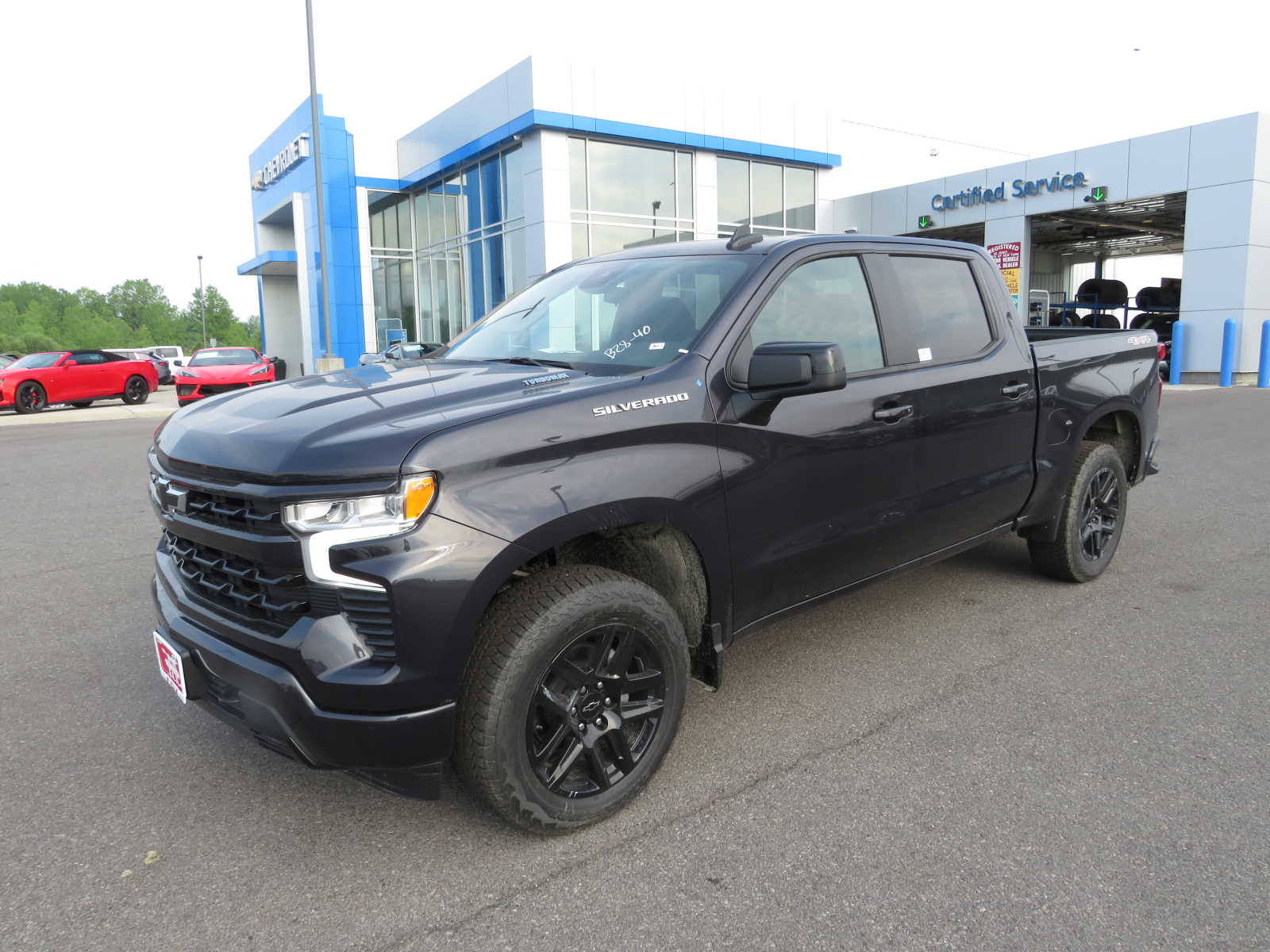 2024 Chevrolet Silverado 1500 RST 4WD Crew Cab 147 10