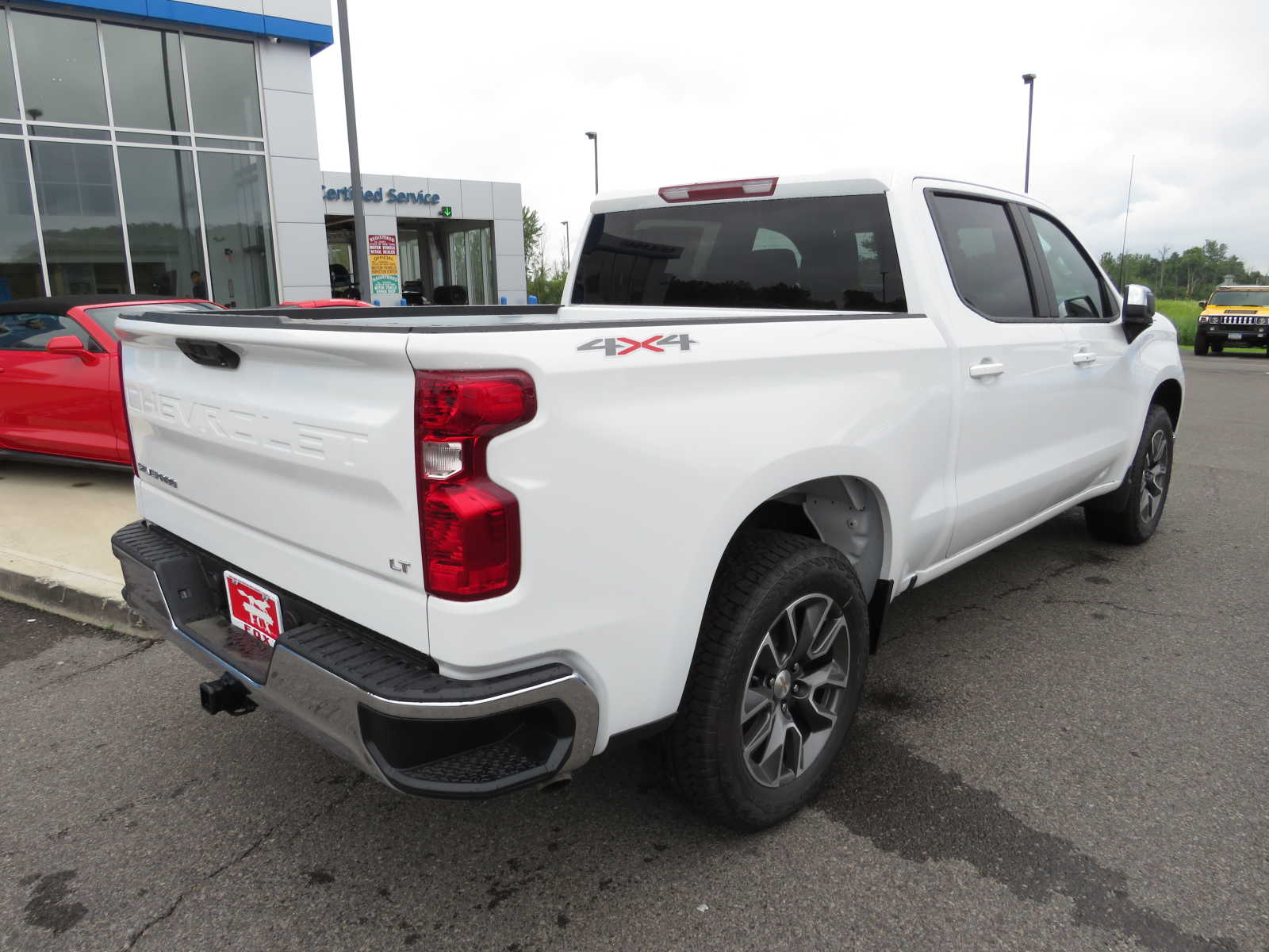 2024 Chevrolet Silverado 1500 LT 3