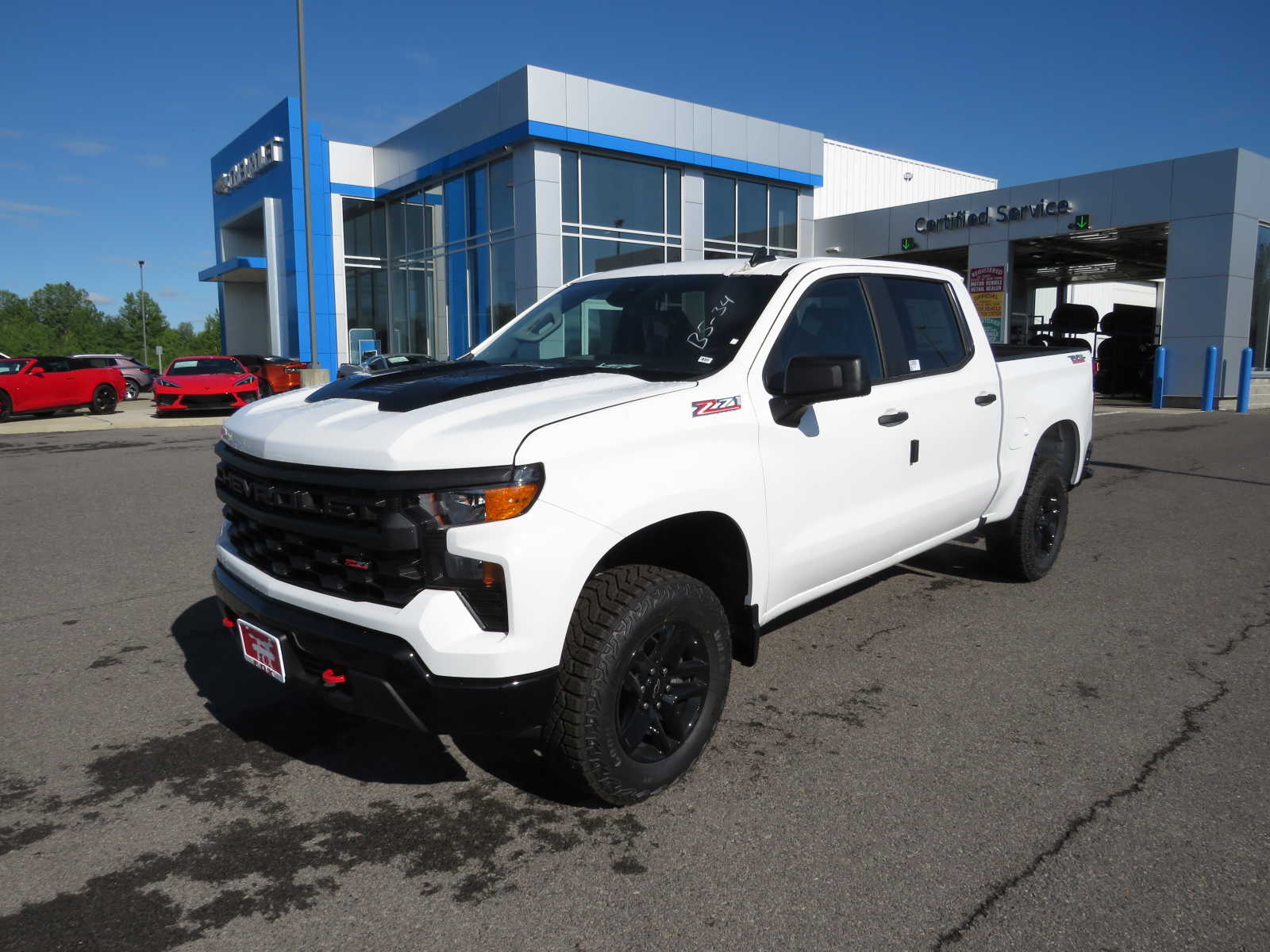 2024 Chevrolet Silverado 1500 Custom Trail Boss 4WD Crew Cab 147 7