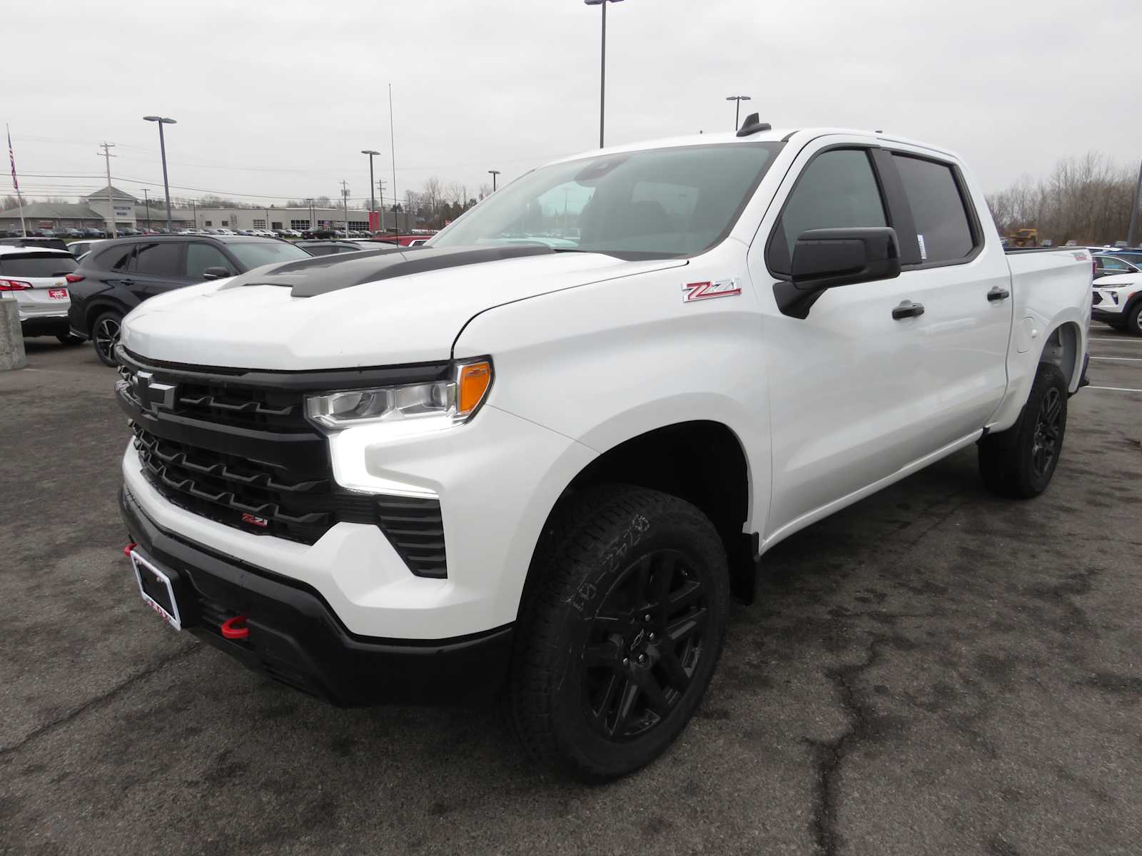 2025 Chevrolet Silverado 1500 LT Trail Boss 4WD Crew Cab 147 6