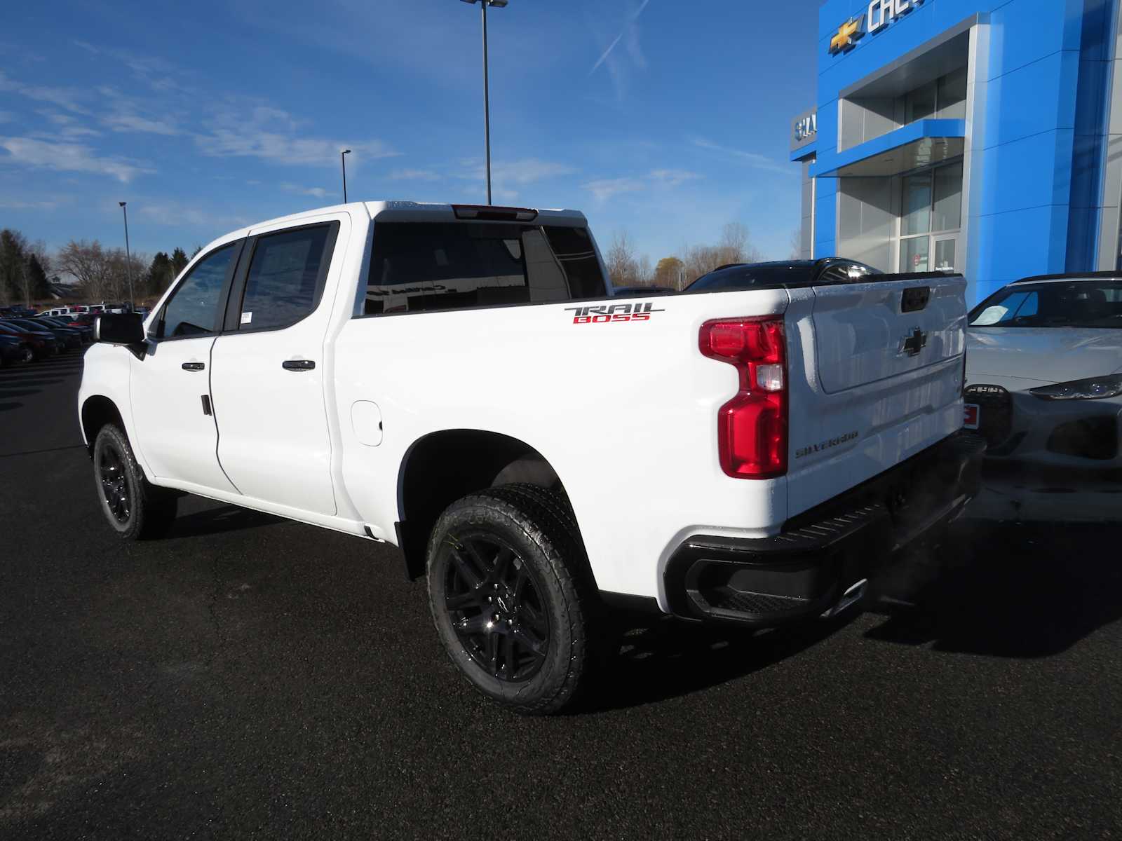 2025 Chevrolet Silverado 1500 LT Trail Boss 4WD Crew Cab 147 8