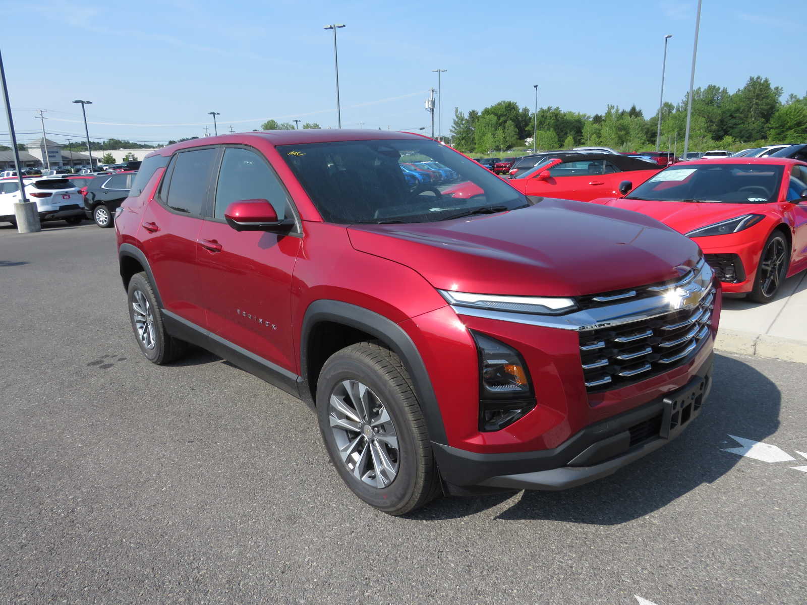 2025 Chevrolet Equinox FWD LT 2