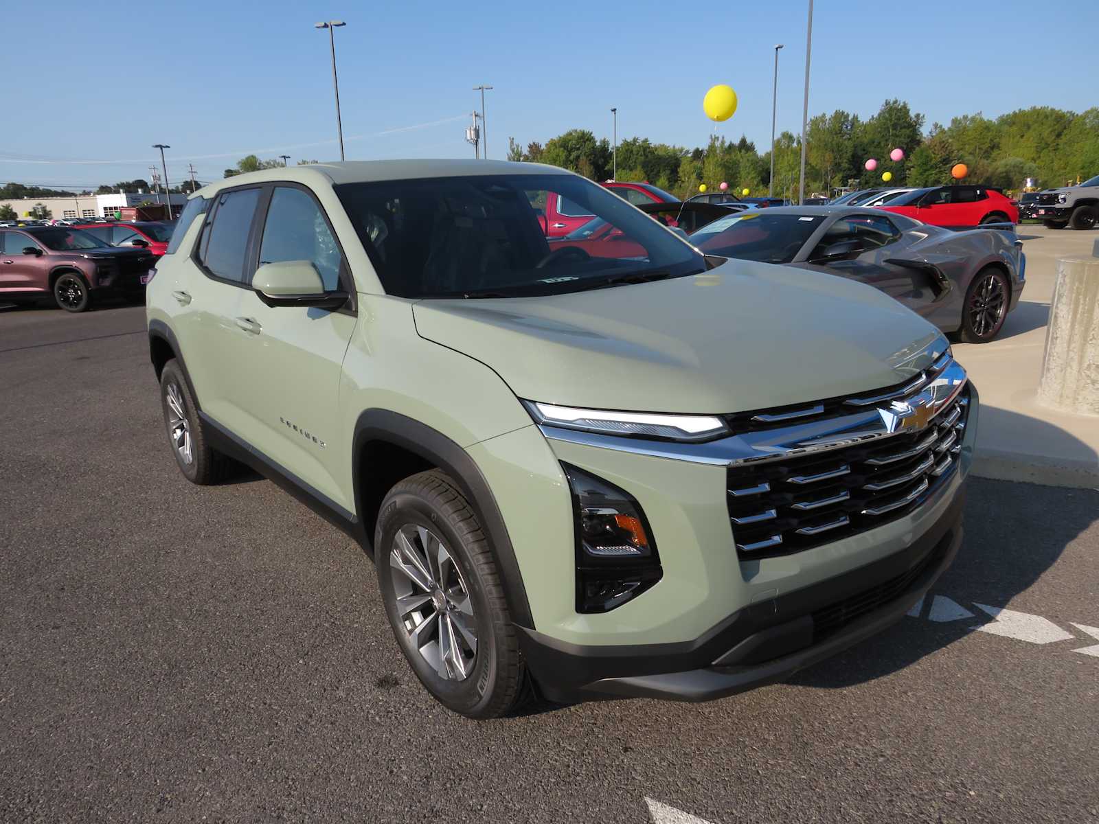 2025 Chevrolet Equinox AWD LT 2