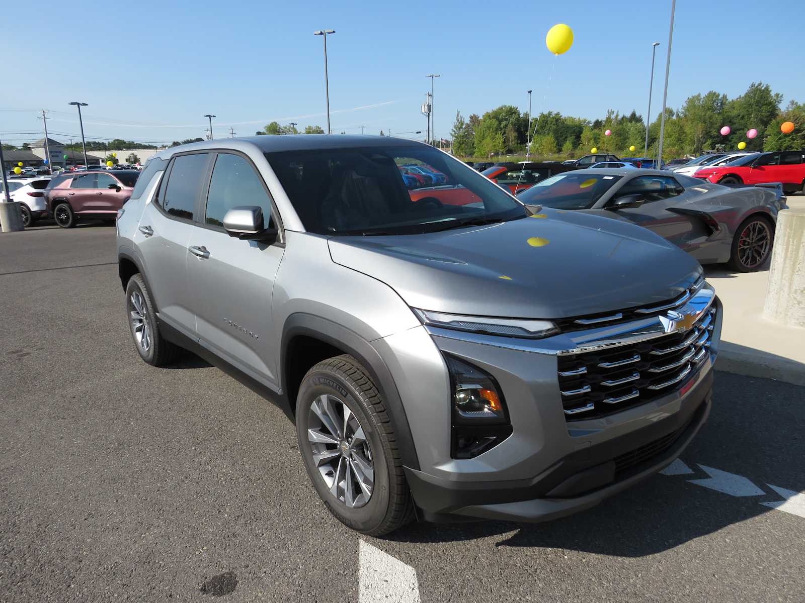 2025 Chevrolet Equinox AWD LT 2