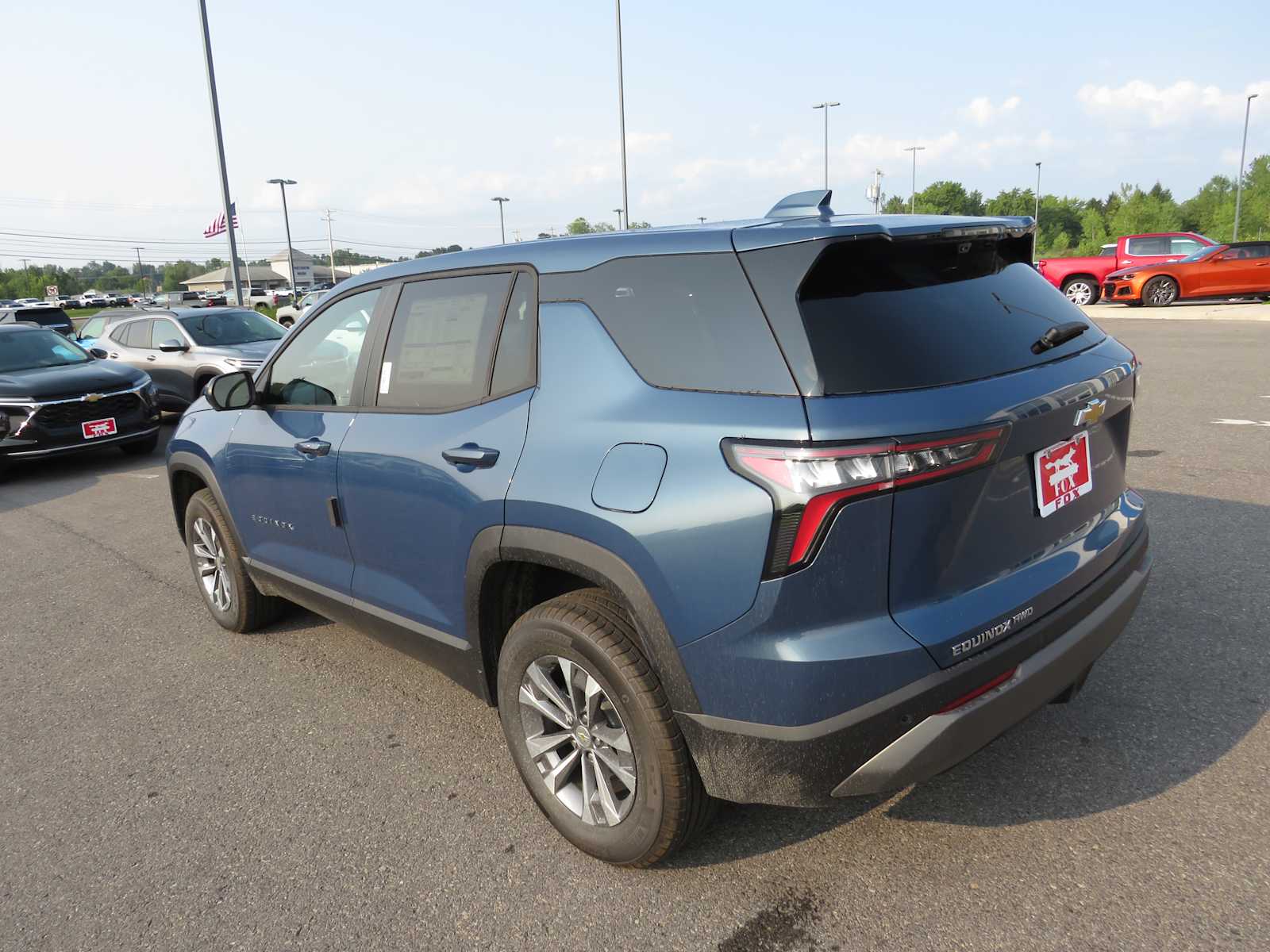 2025 Chevrolet Equinox AWD LT 8