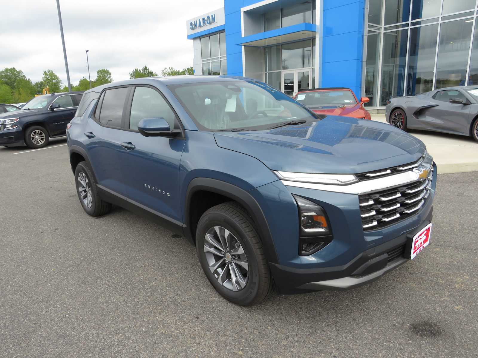 2025 Chevrolet Equinox AWD LT 2