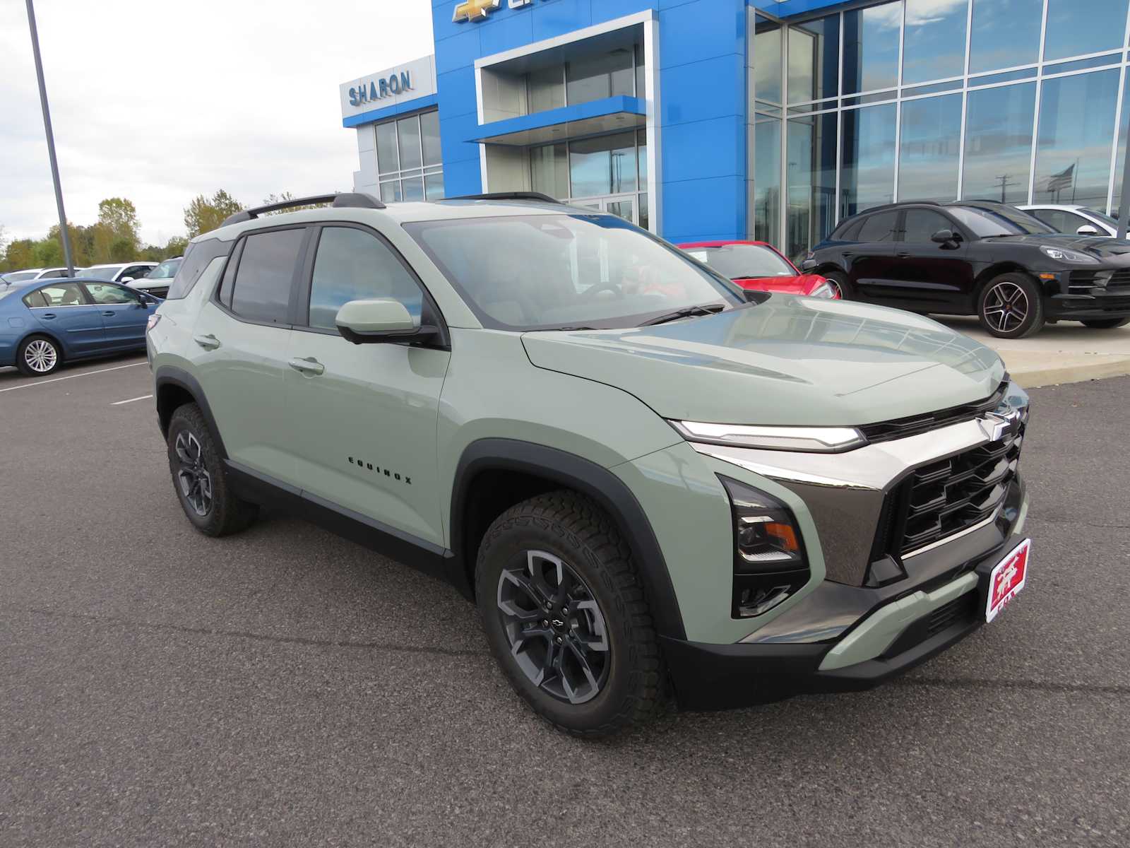 2025 Chevrolet Equinox AWD ACTIV 2