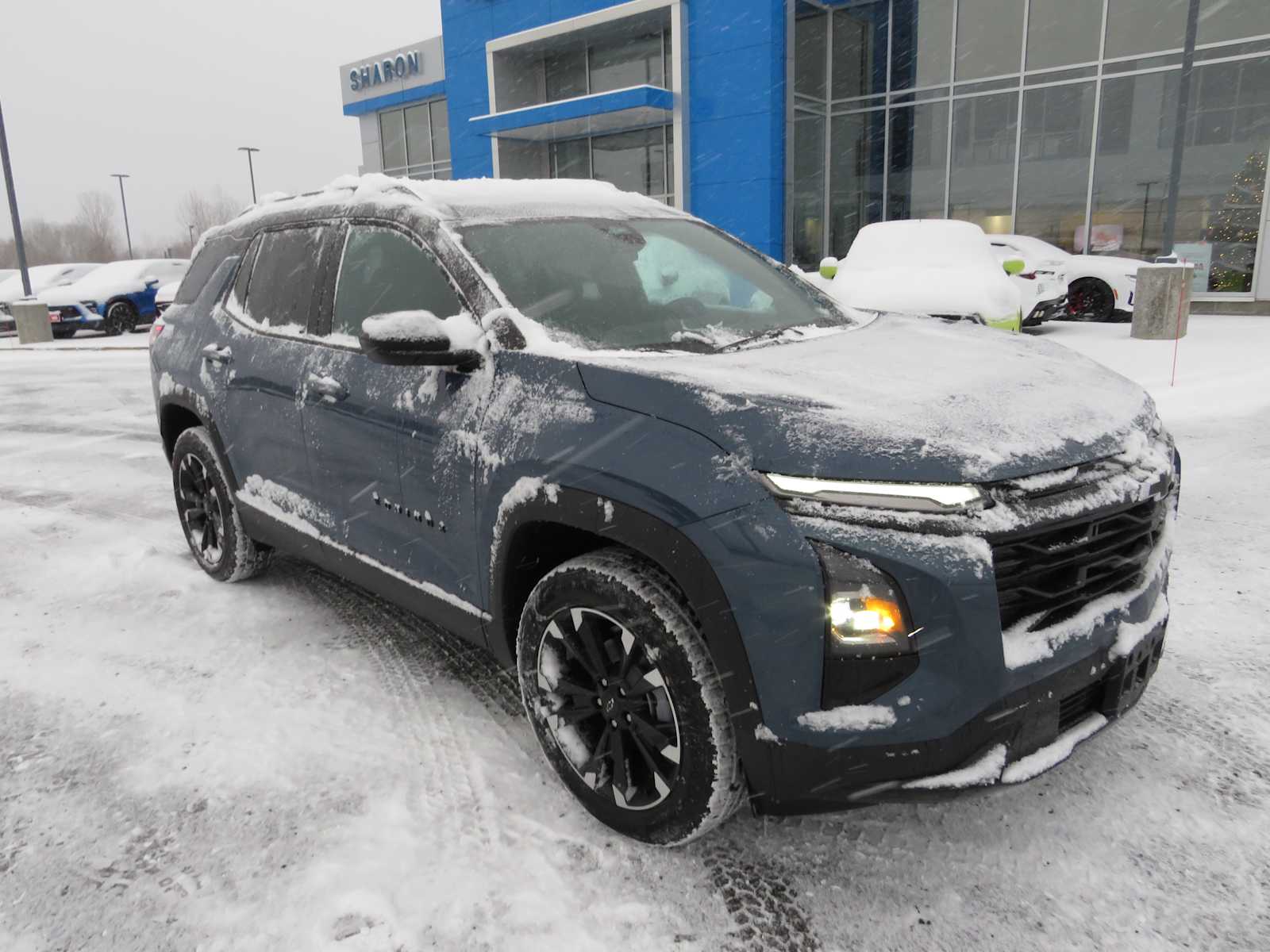 2025 Chevrolet Equinox AWD RS 2