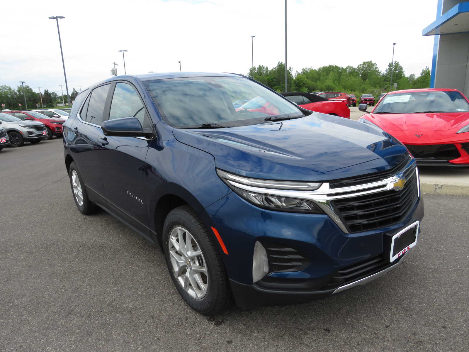 2023 Chevrolet Equinox LT 2