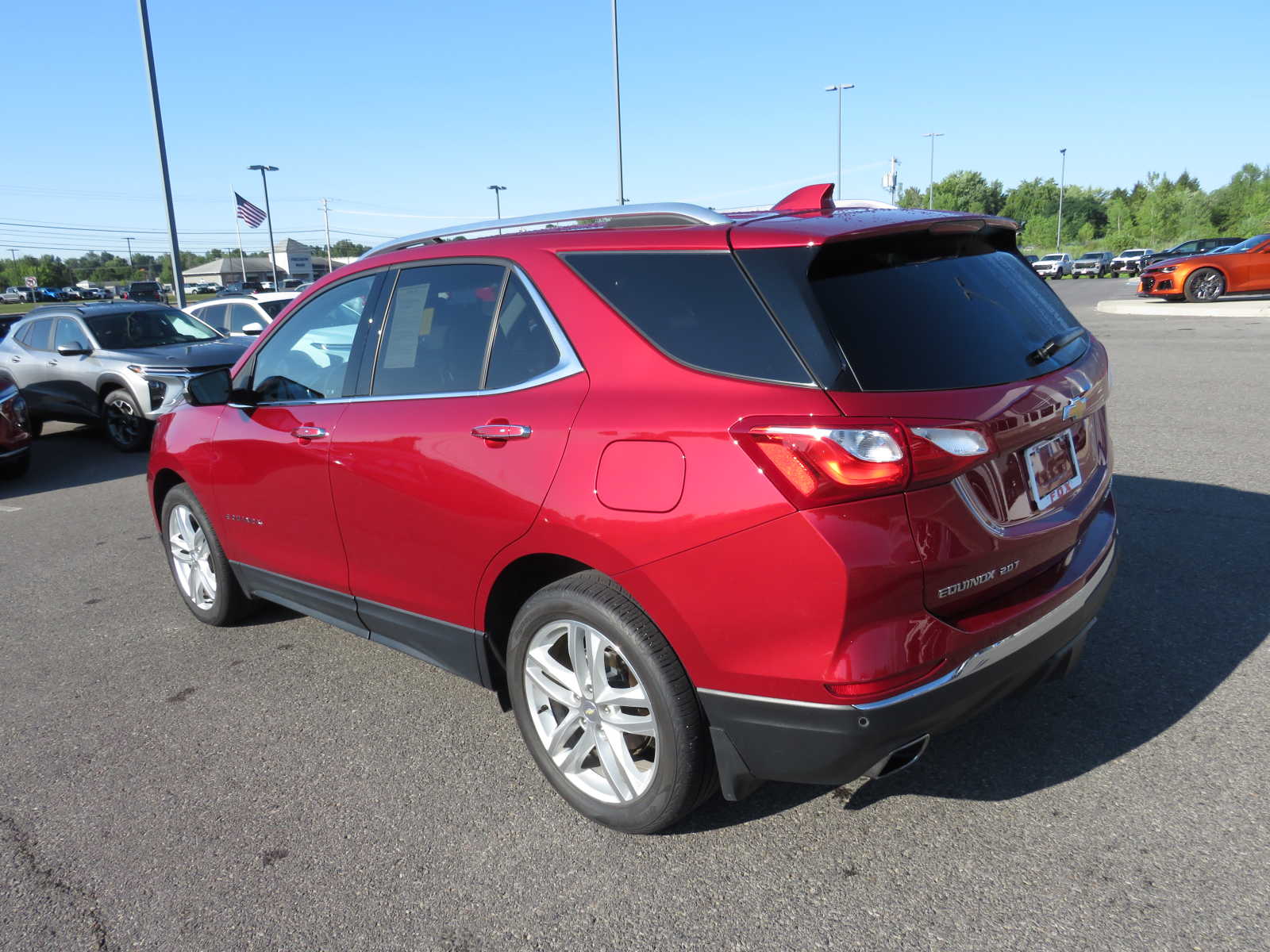 2019 Chevrolet Equinox Premier 8