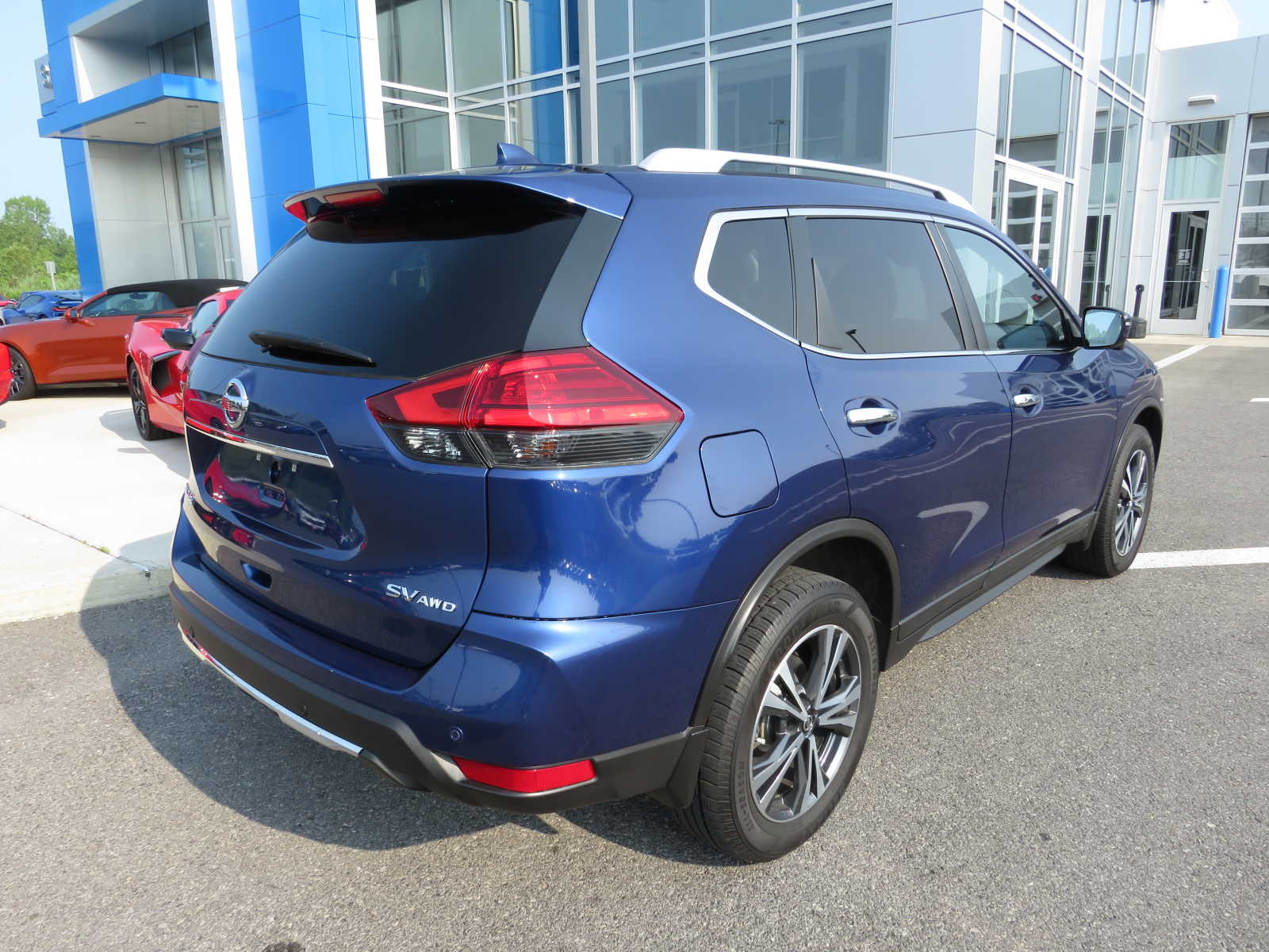 2019 Nissan Rogue SV 3