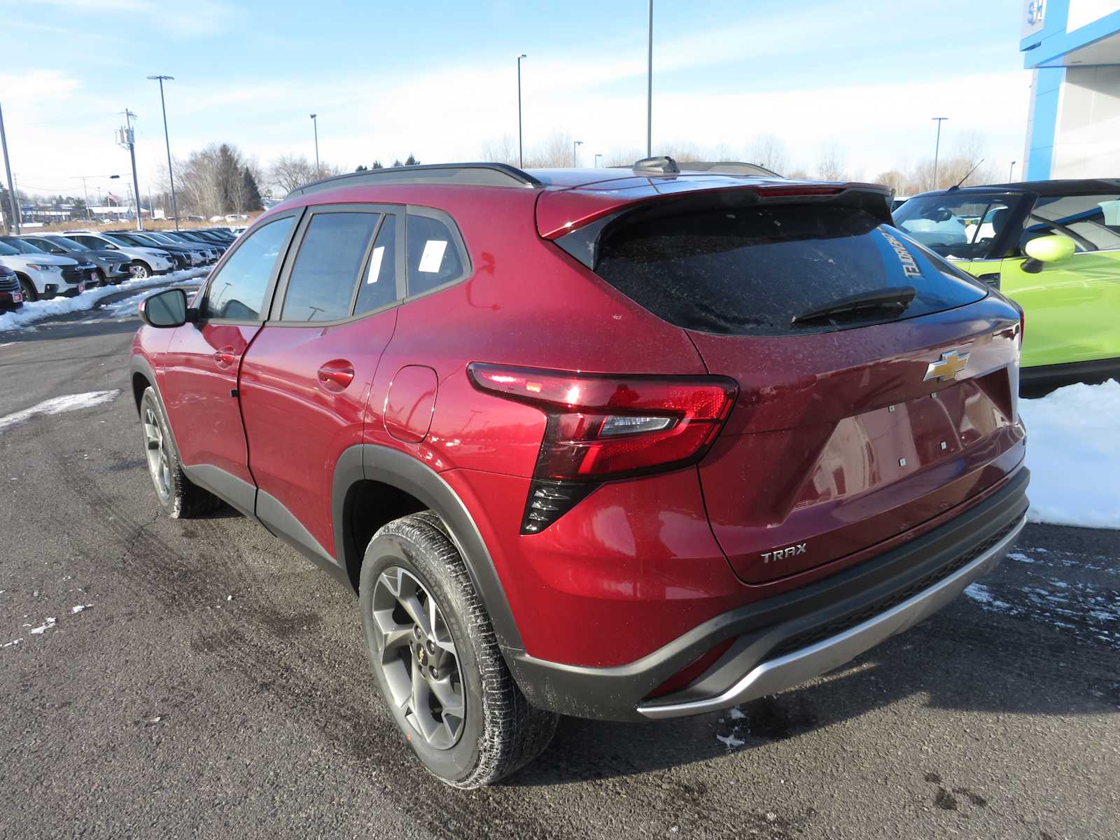 2025 Chevrolet Trax LT 8