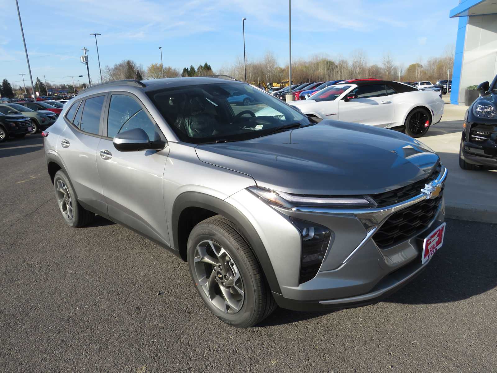 2025 Chevrolet Trax LT 2