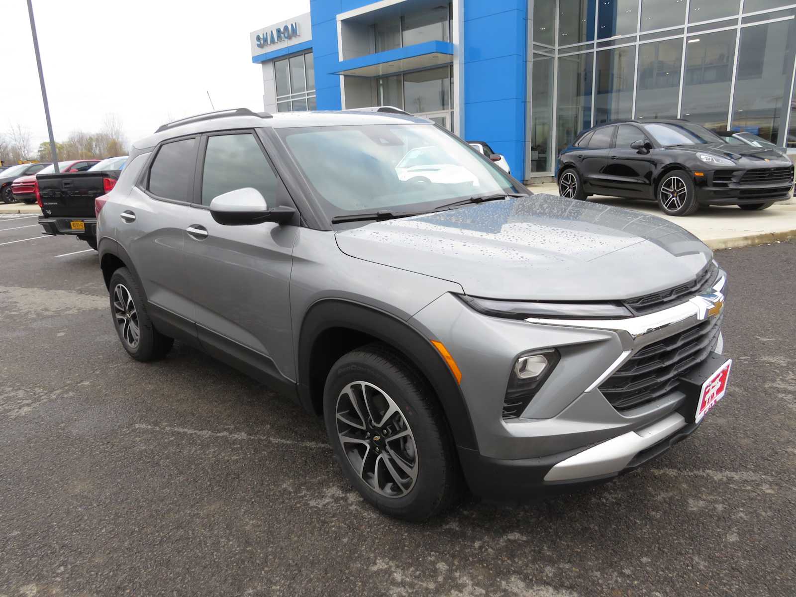 2025 Chevrolet TrailBlazer LT 2