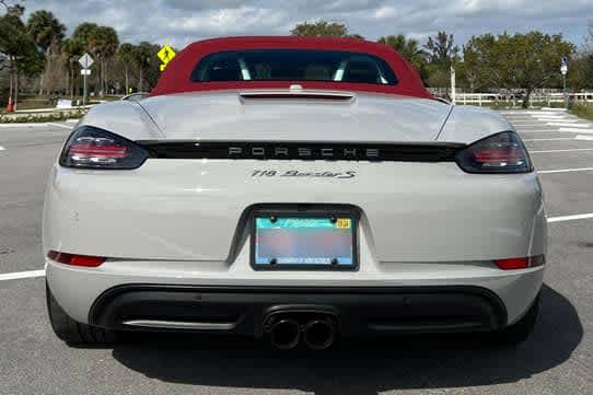 2021 Porsche 718 Boxster S 10