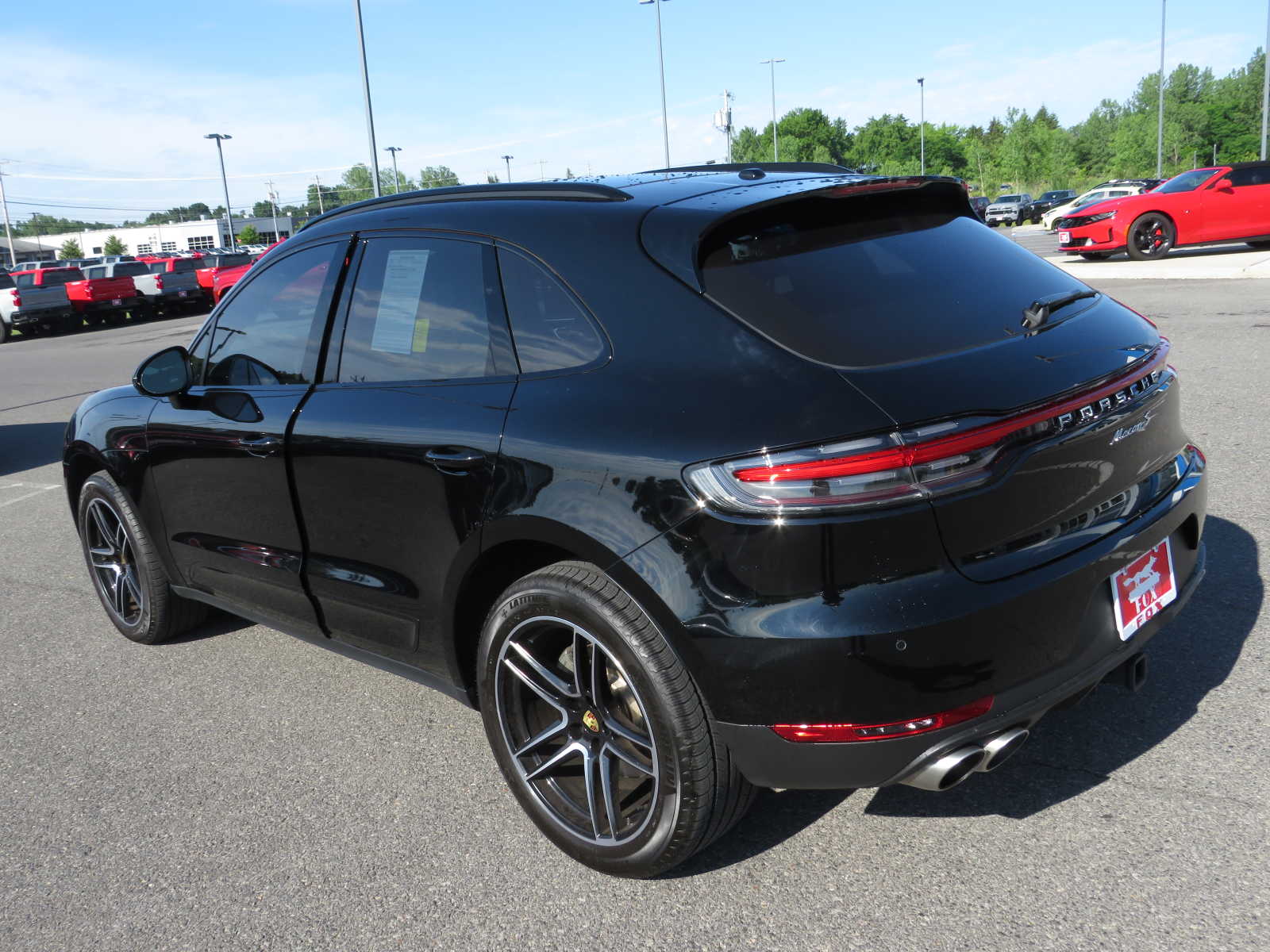 2021 Porsche Macan S 11