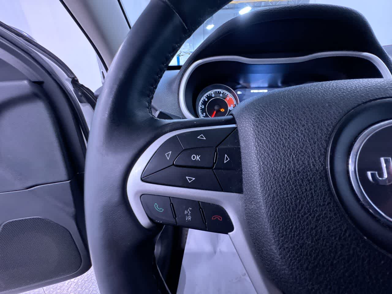 used 2016 Jeep Cherokee car, priced at $8,026