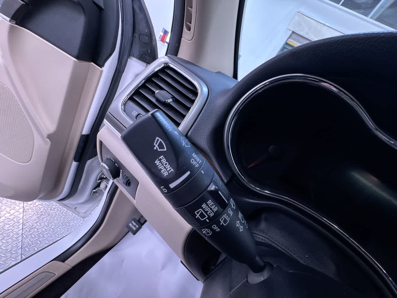 used 2018 Jeep Grand Cherokee car, priced at $16,123