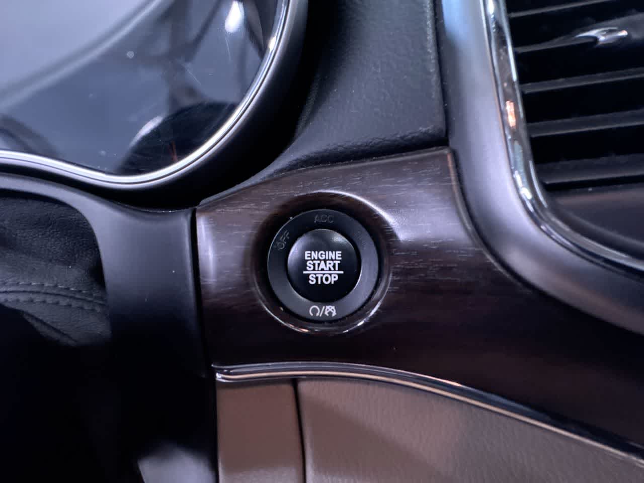 used 2018 Jeep Grand Cherokee car, priced at $16,123