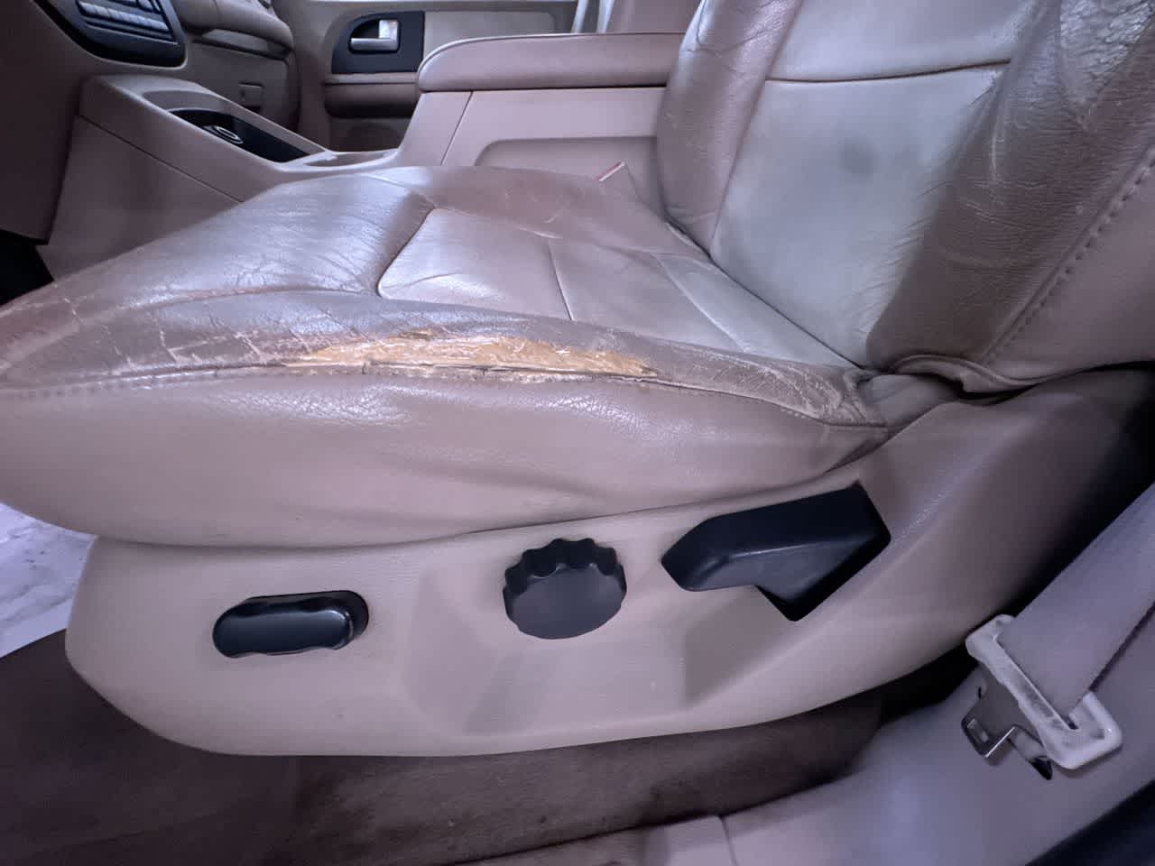 used 2003 Ford Expedition car, priced at $3,223