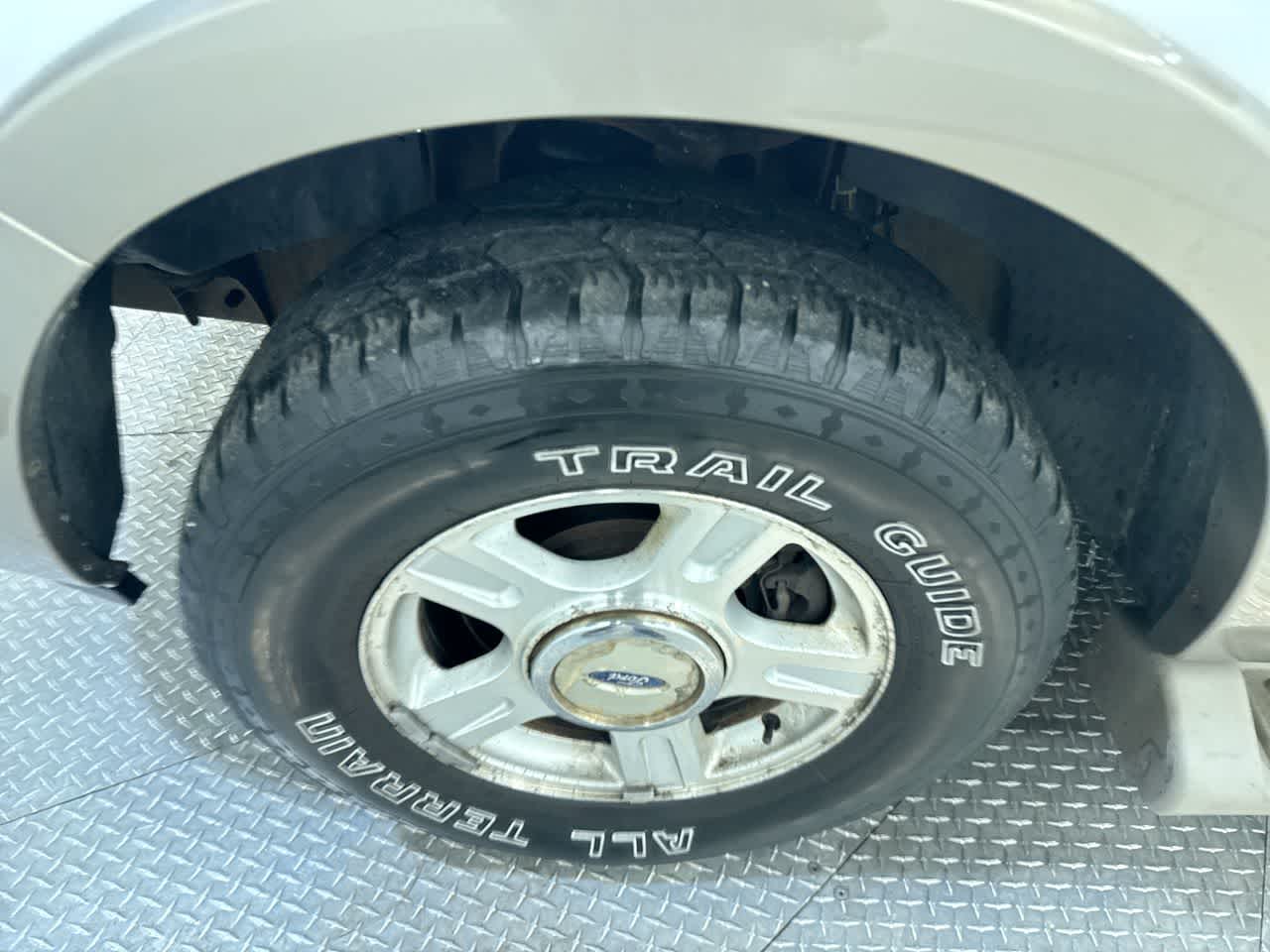 used 2003 Ford Expedition car, priced at $3,223