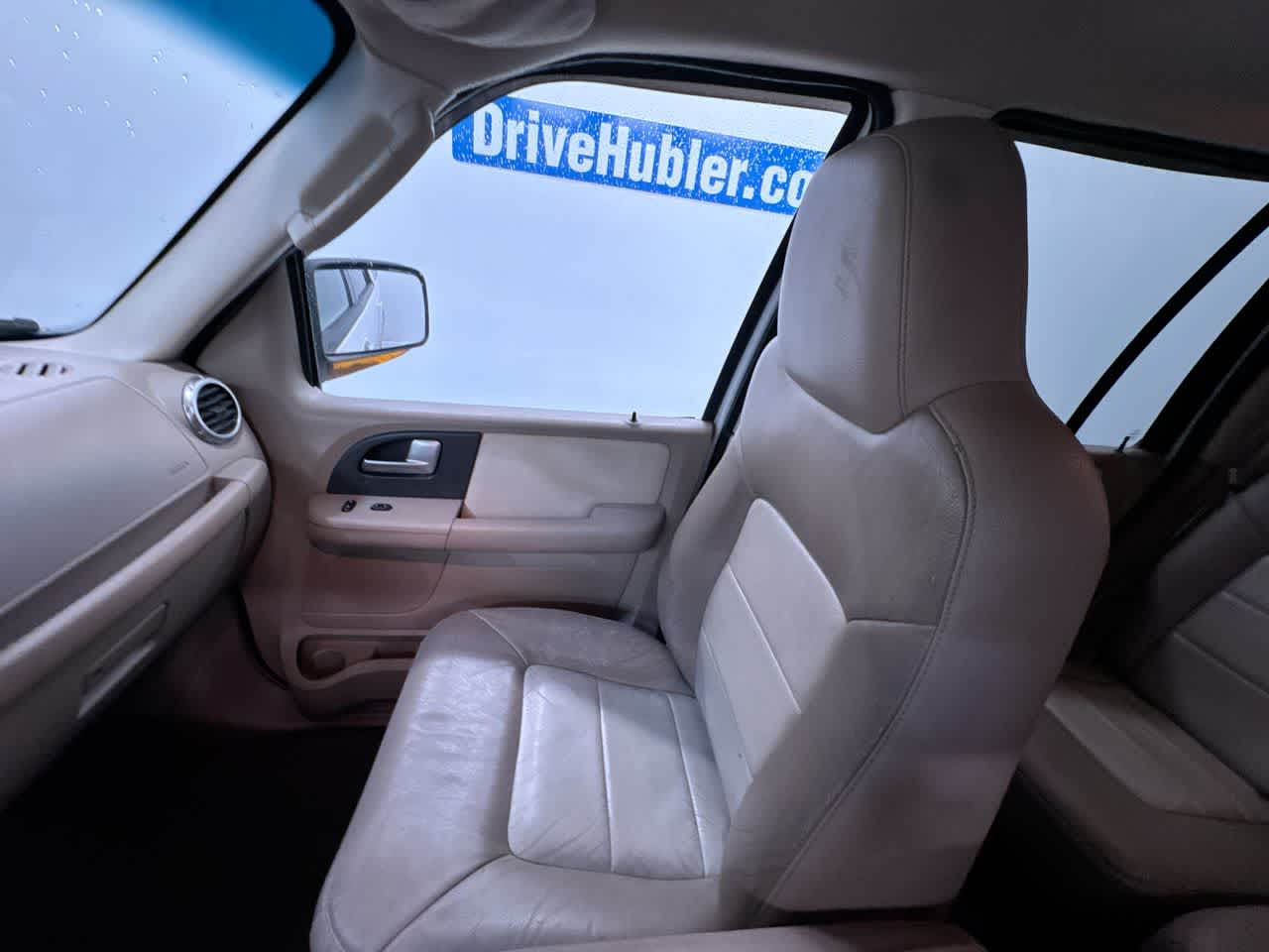 used 2003 Ford Expedition car, priced at $3,223