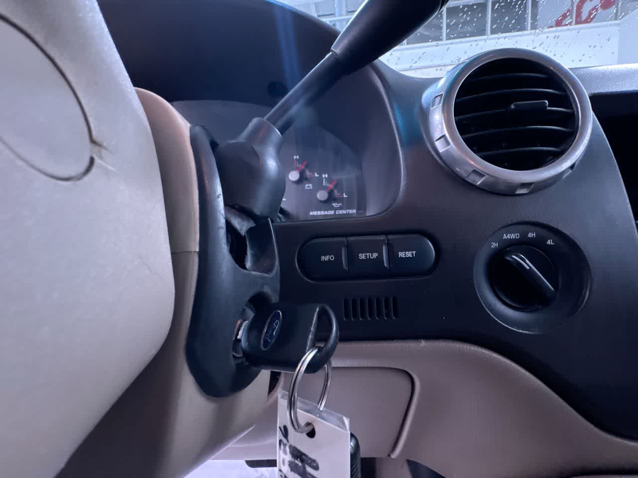 used 2003 Ford Expedition car, priced at $3,223