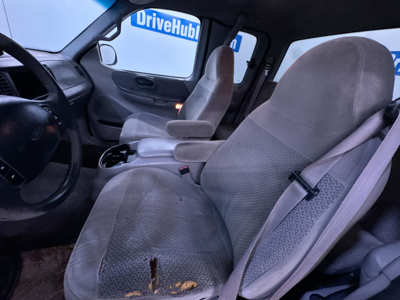 used 2000 Ford F-150 car, priced at $5,500