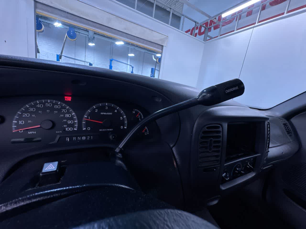 used 2000 Ford F-150 car, priced at $5,500