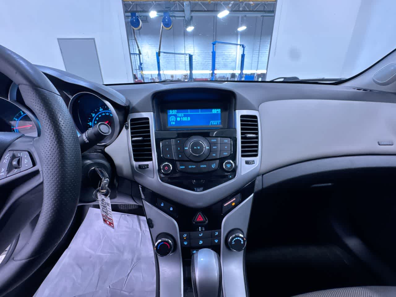used 2014 Chevrolet Cruze car, priced at $8,248