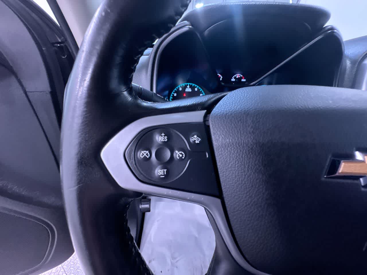 used 2022 Chevrolet Colorado car, priced at $21,123