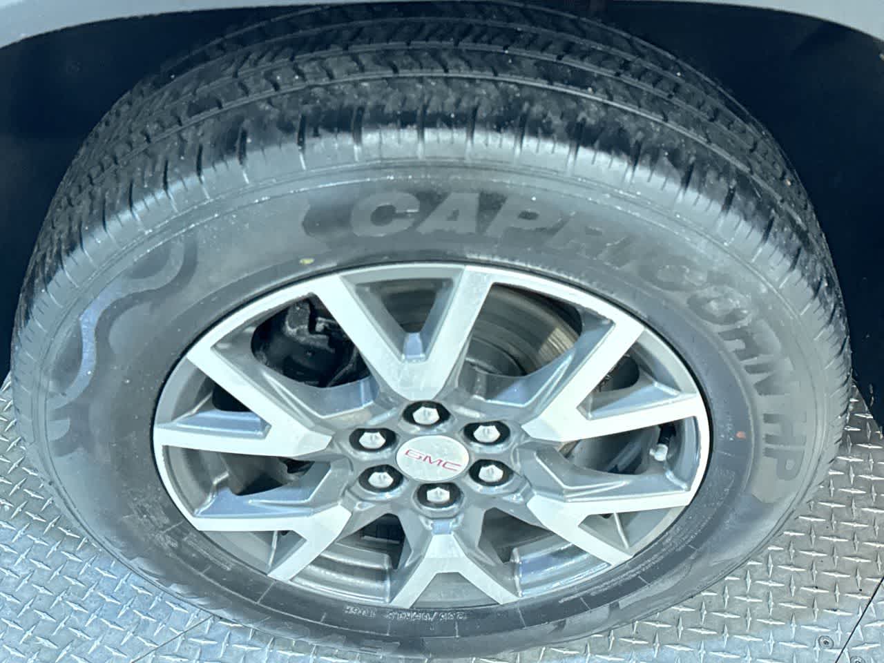 used 2023 GMC Acadia car, priced at $26,776