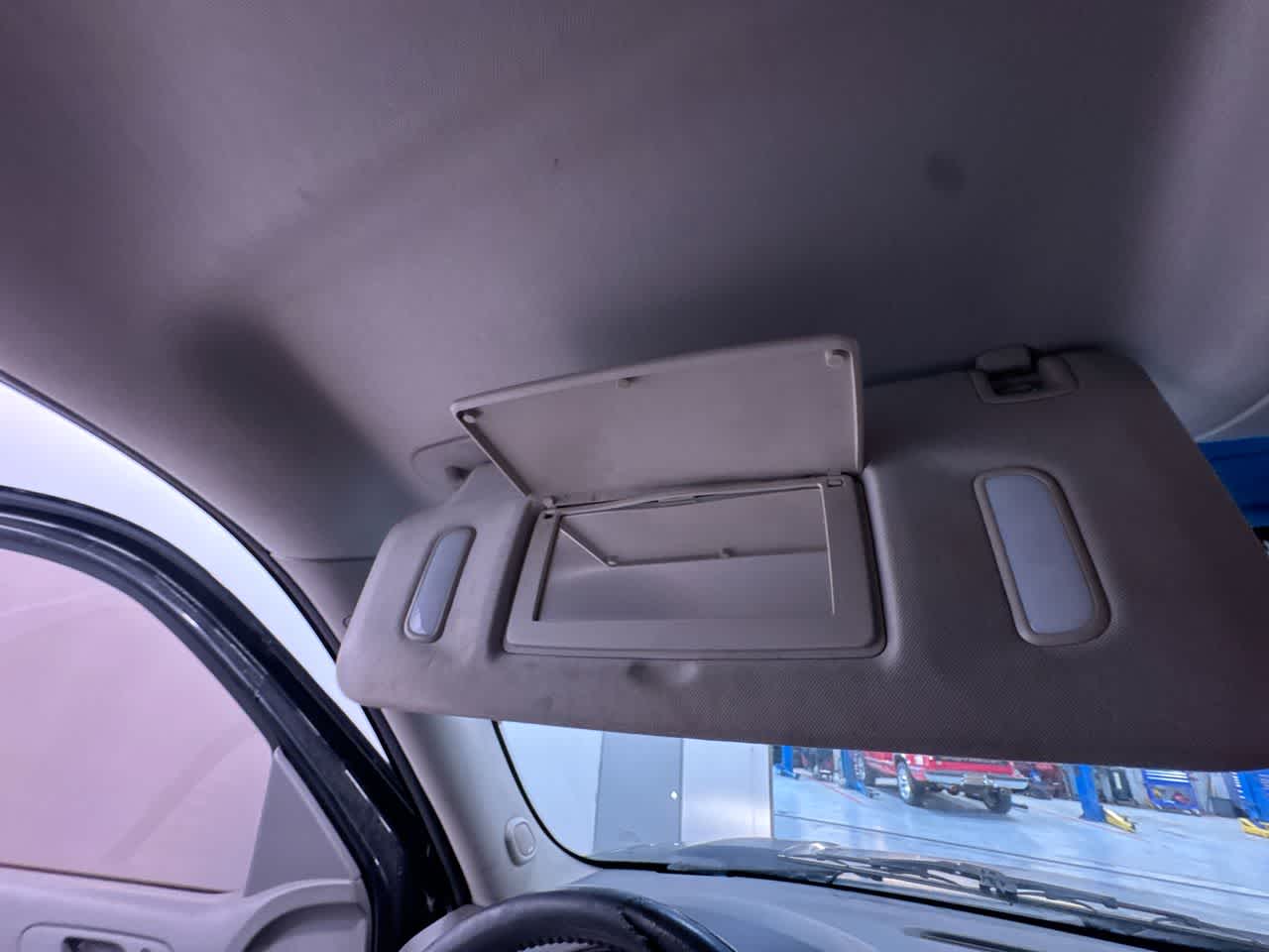 used 2014 Chevrolet Suburban car, priced at $5,150